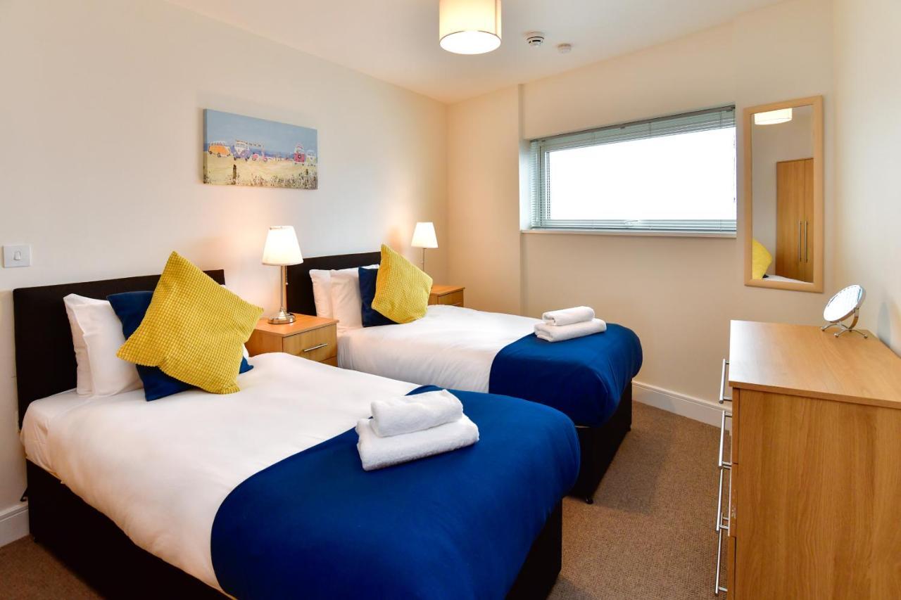 Meridian Quay Apartments, By Jsw Short Stay Swansea Esterno foto